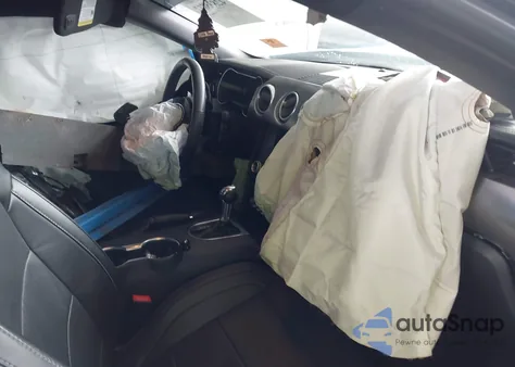 2022 Ford Mustang Ecoboost Premium Fastback from USA, damaged, VIN 1FA6P8TH8N5140870